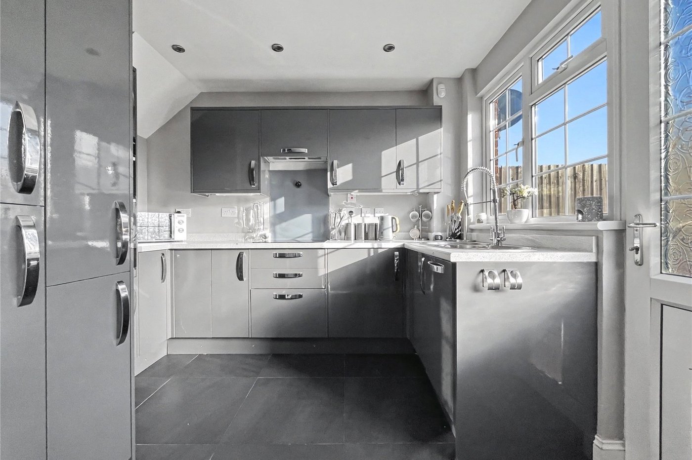 3 bedroom house for sale in Rainham | Robinson Michael & Jackson