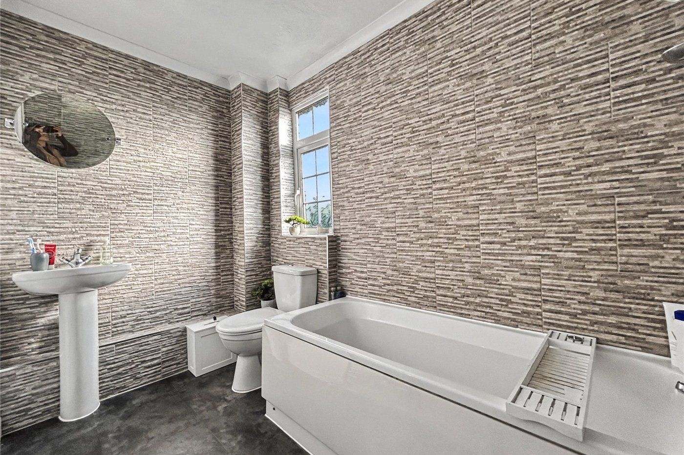 3 bedroom house for sale in Rainham | Robinson Michael & Jackson