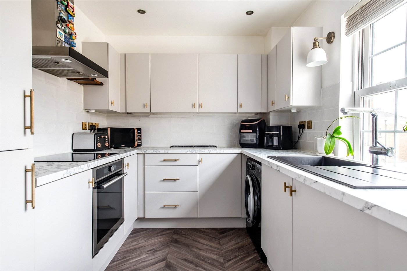 2 bedroom property for sale in Maidstone | Robinson Michael & Jackson