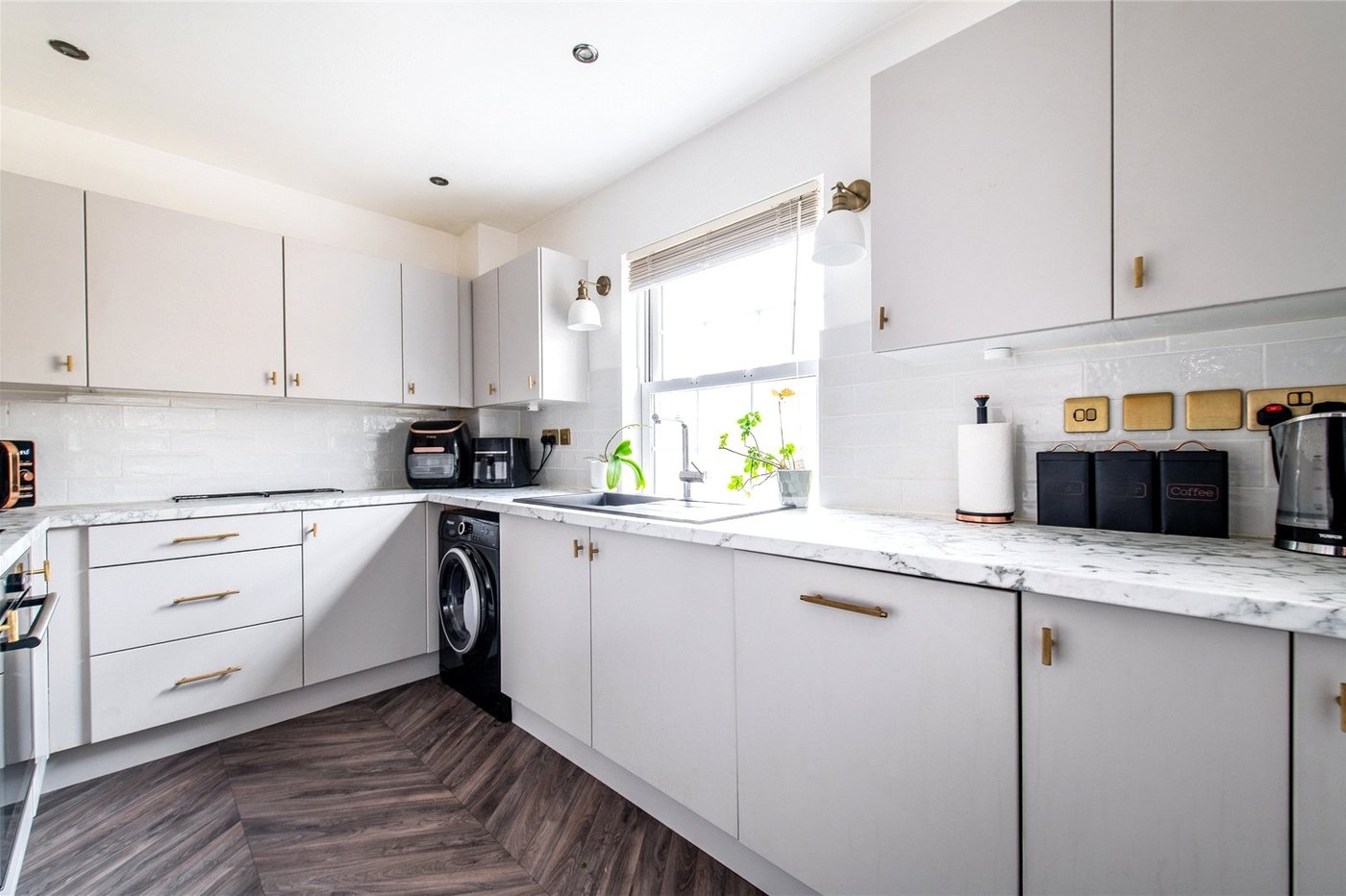 2 bedroom property for sale in Maidstone | Robinson Michael & Jackson