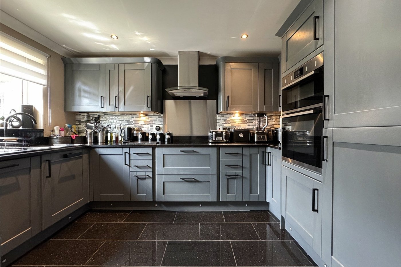 4 bedroom property for sale in Gillingham | Robinson Michael & Jackson