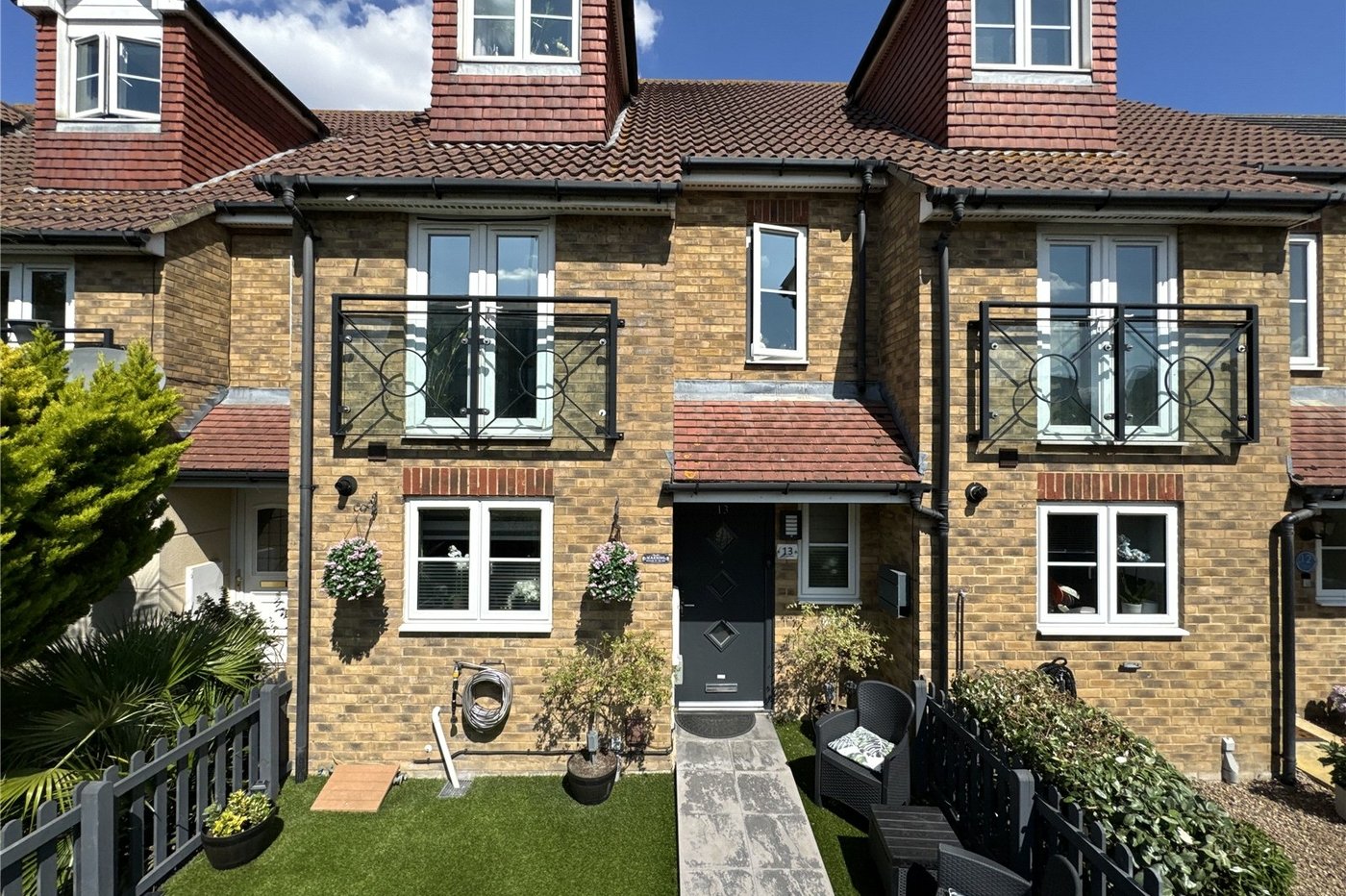 4 bedroom property for sale in Gillingham | Robinson Michael & Jackson