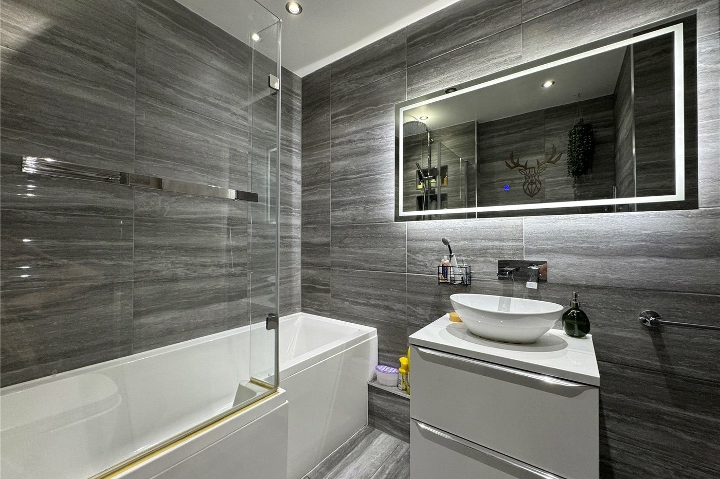 4 bedroom property for sale in Gillingham | Robinson Michael & Jackson