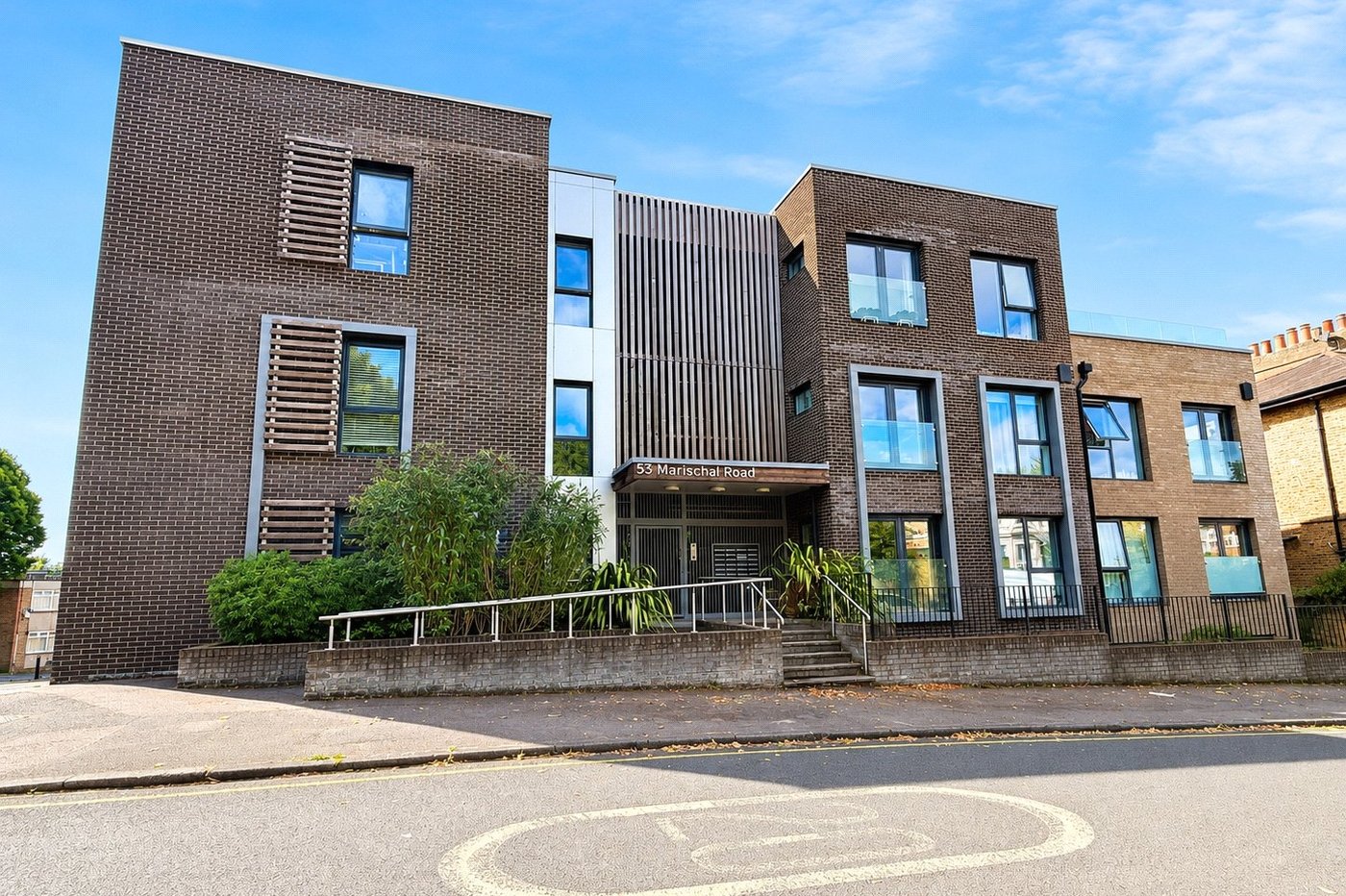1 bedroom property for sale in London | Robinson Jackson