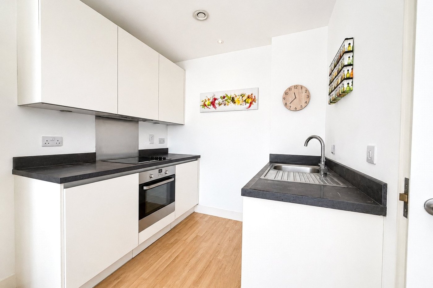 1 bedroom property for sale in London | Robinson Jackson