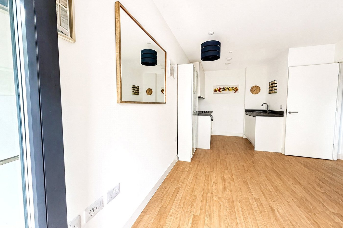 1 bedroom property for sale in London | Robinson Jackson