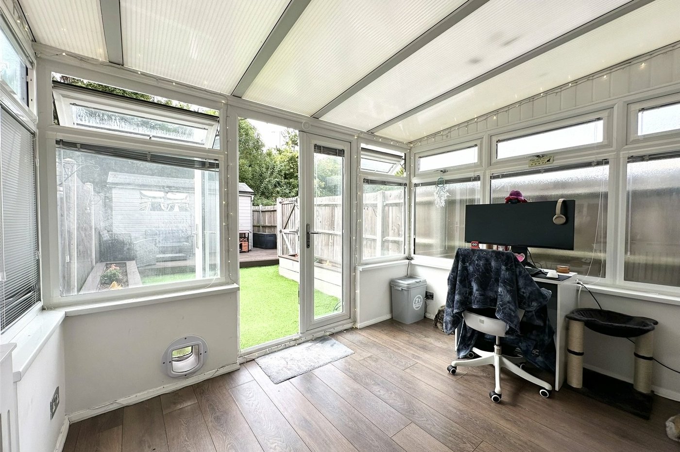 2 bedroom house for sale in Greenhithe | Robinson Jackson