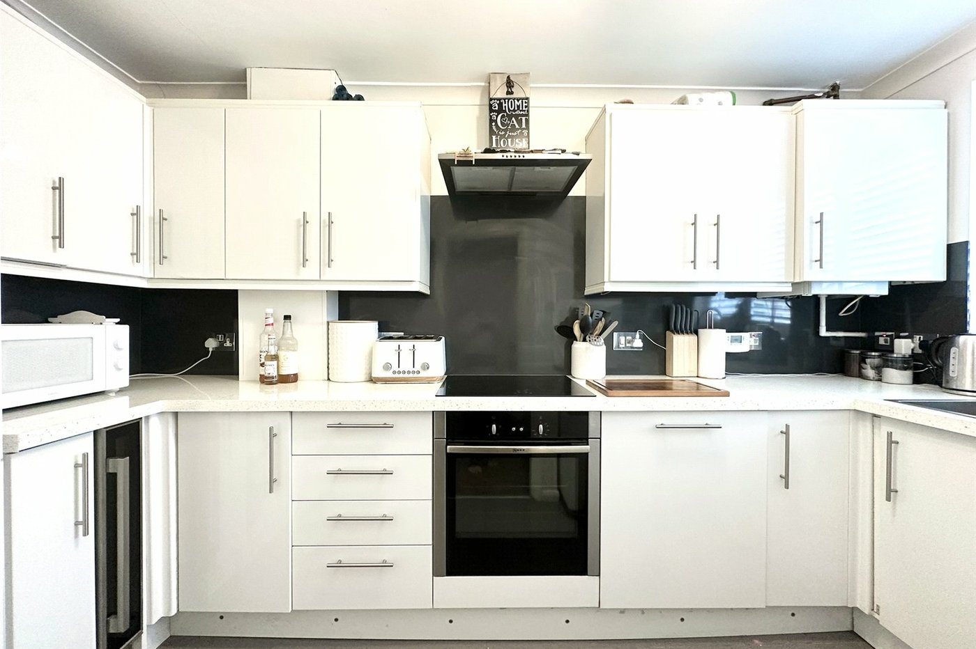 2 bedroom house for sale in Greenhithe | Robinson Jackson