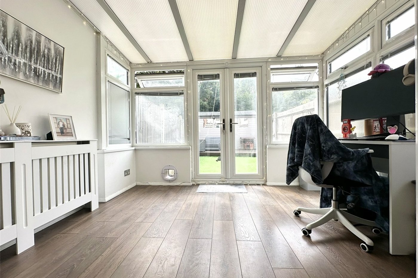 2 bedroom house for sale in Greenhithe | Robinson Jackson