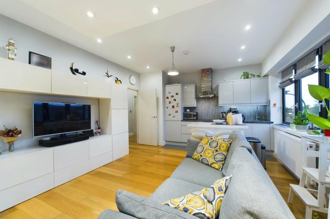 2 bedroom property for sale in Bexleyheath | Robinson Jackson
