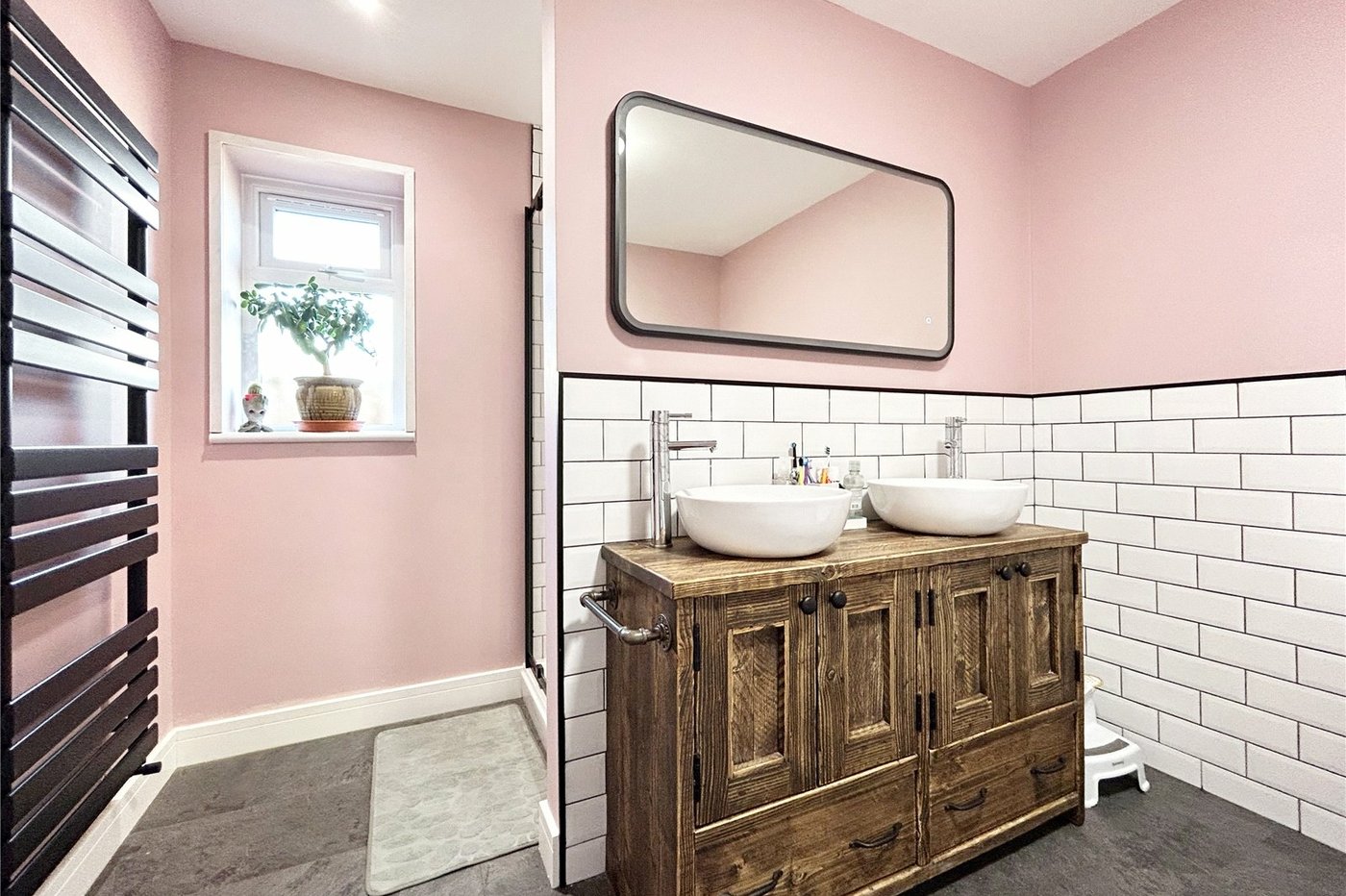 4 bedroom property for sale in Gillingham | Robinson Michael & Jackson