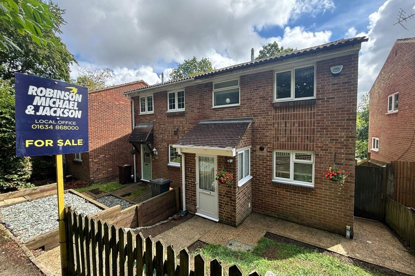 3 bedroom house for sale in Walderslade Woods | Robinson Michael & Jackson