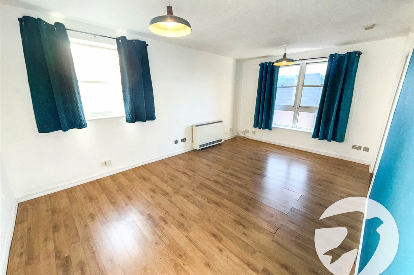 2 bedroom property for sale in London | Robinson Jackson