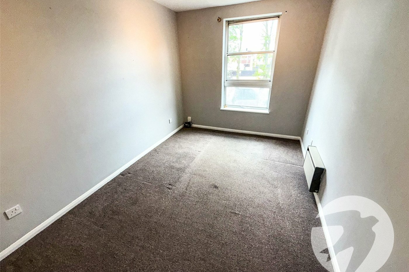 2 bedroom property for sale in London | Robinson Jackson