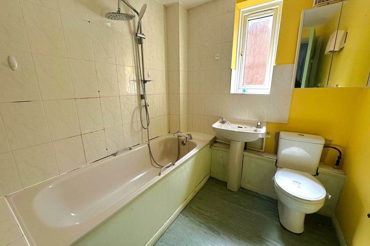 1 bedroom property for sale in London | Robinson Jackson