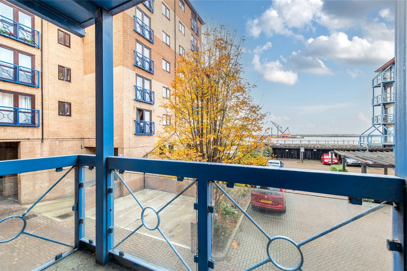 2 bedroom property for sale in West Street | Robinson Michael & Jackson