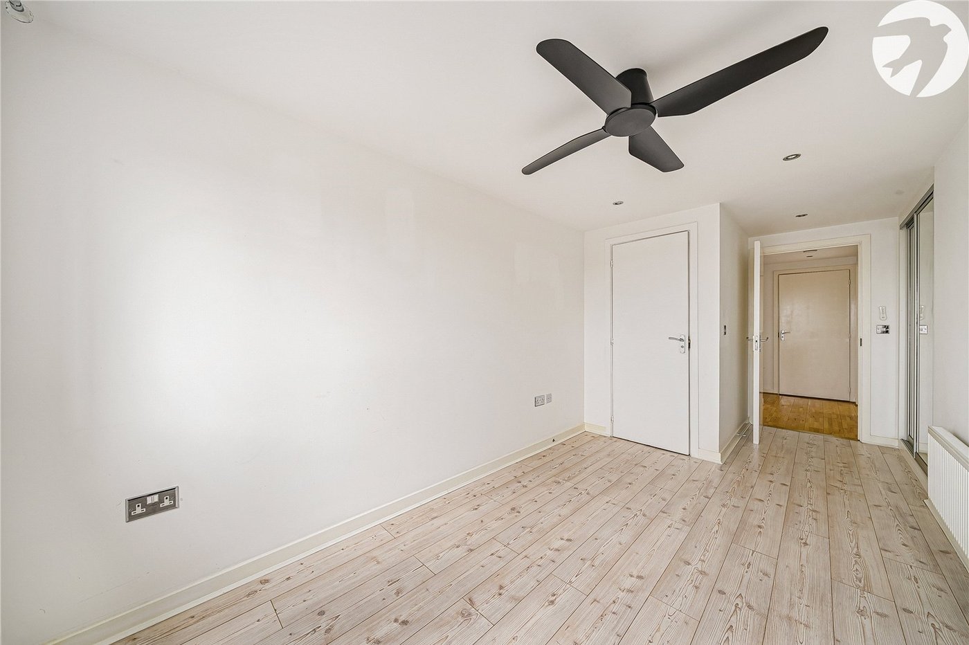 2 bedroom property for sale in Dartford | Robinson Jackson