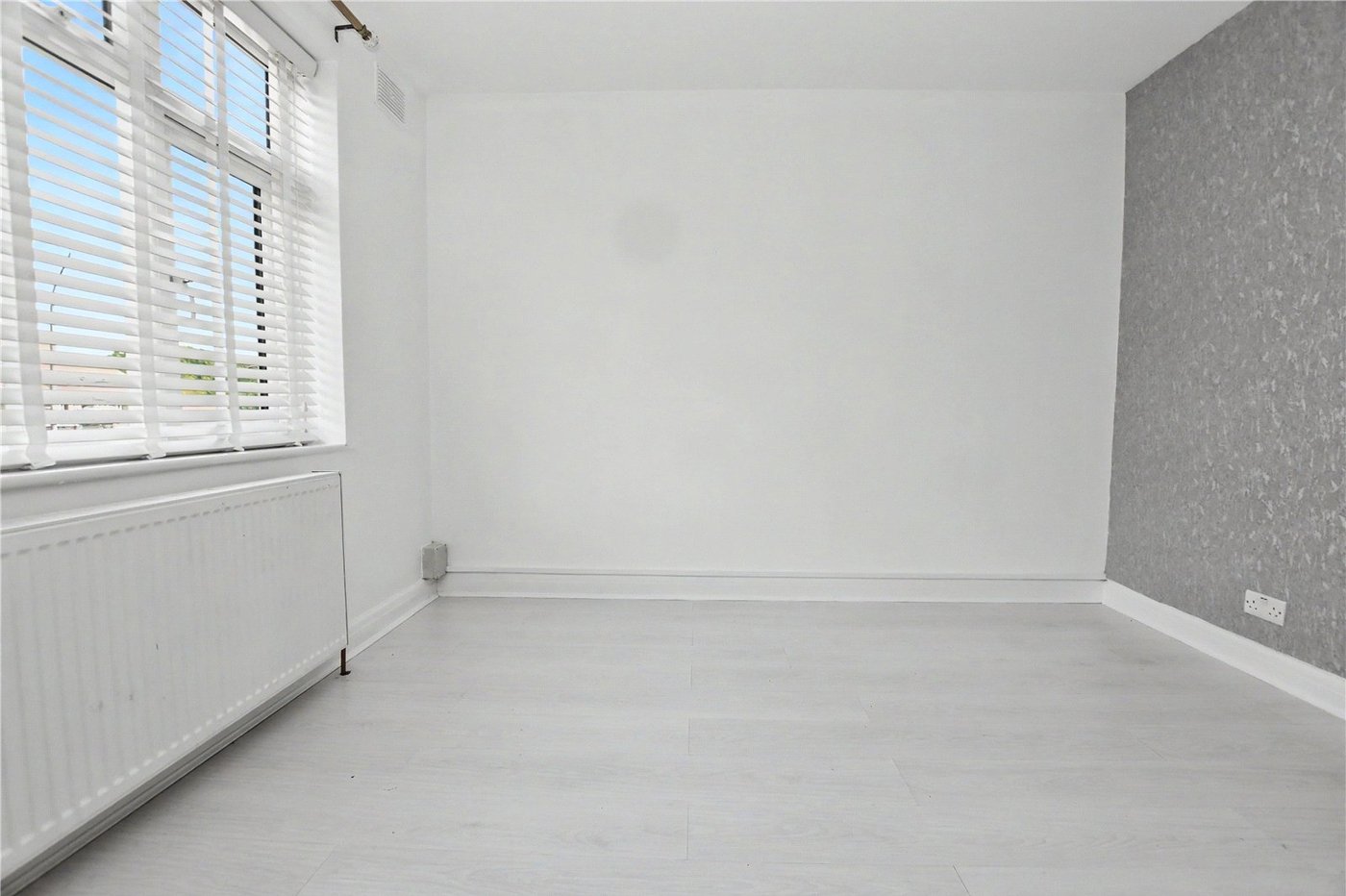 2 bedroom property for sale in Bexleyheath | Robinson Jackson
