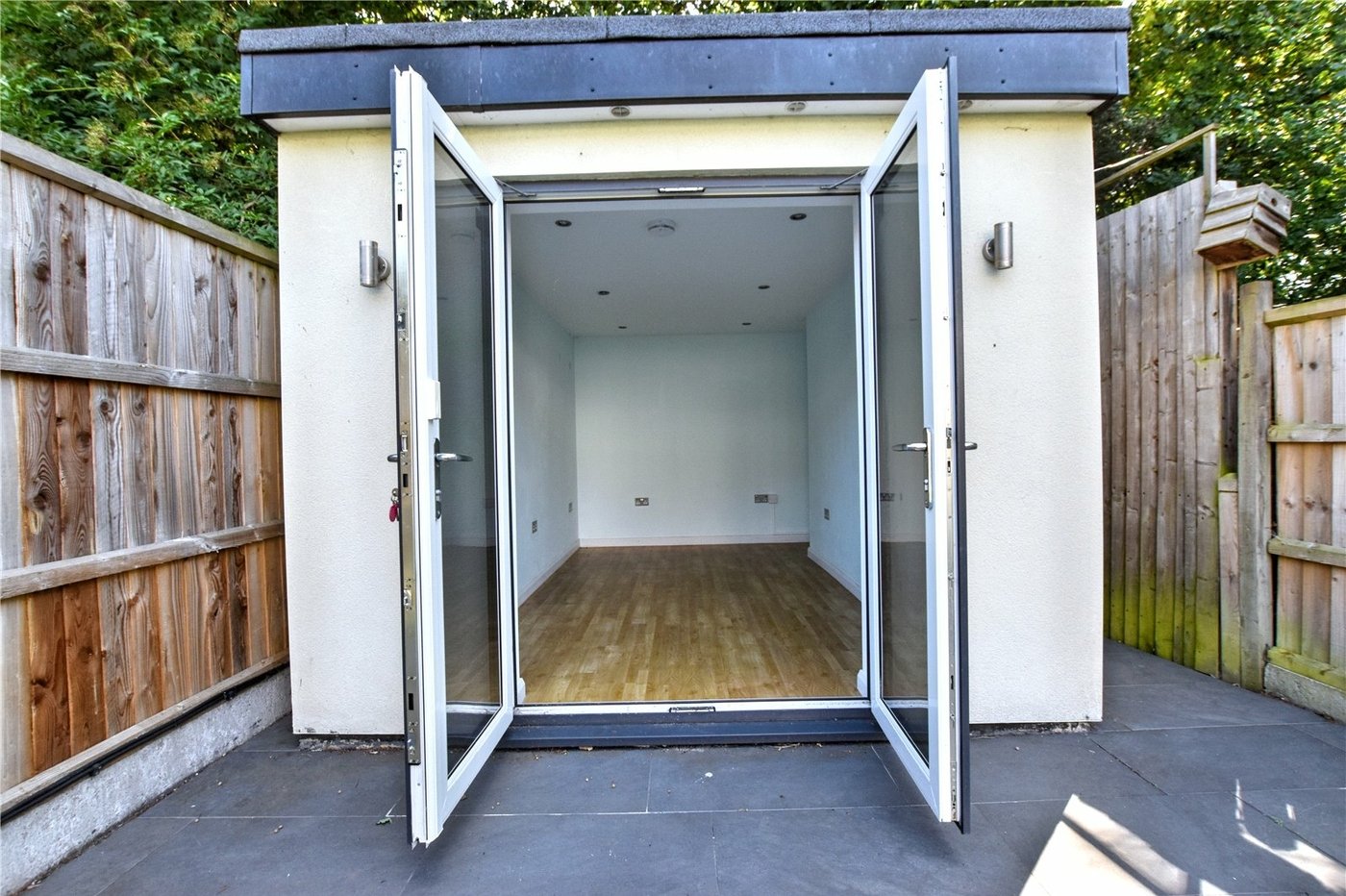 5 bedroom house for sale in Bexleyheath | Robinson Jackson