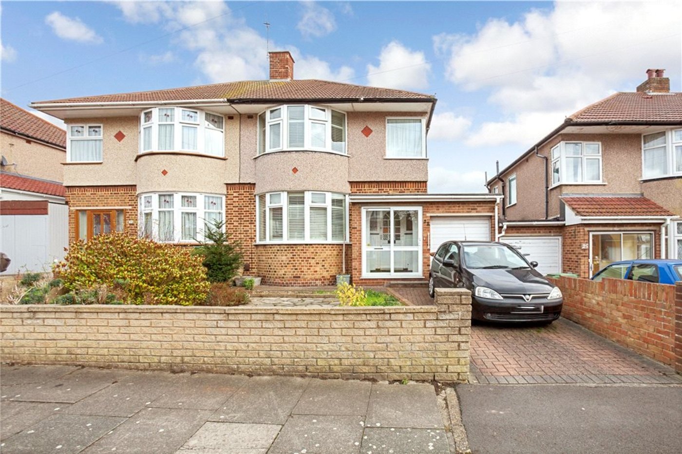 House for sale in Martens Close, Bexleyheath, Kent, DA7 Robinson Jackson