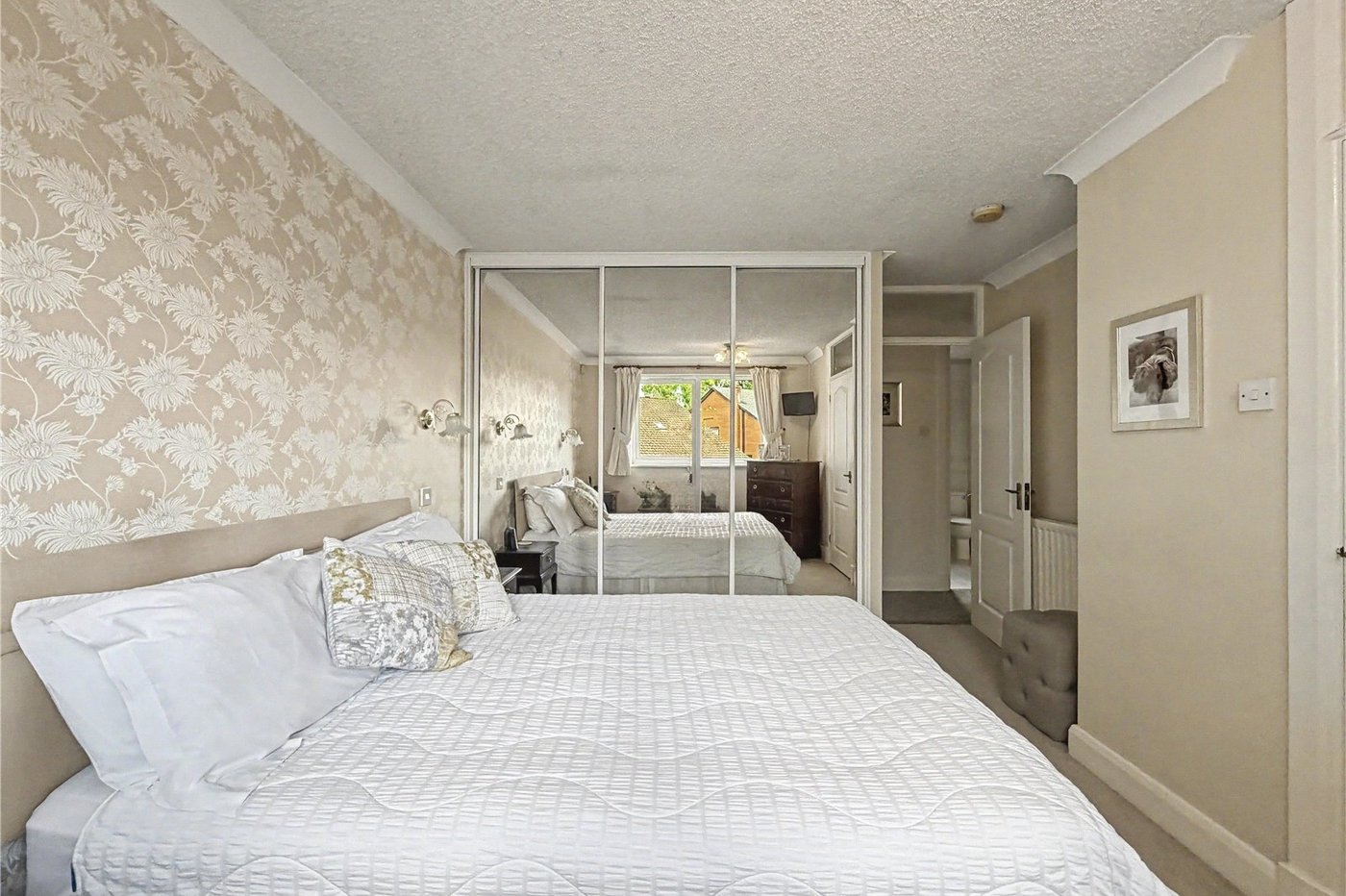 6 bedroom house for sale in Hempstead | Robinson Michael & Jackson