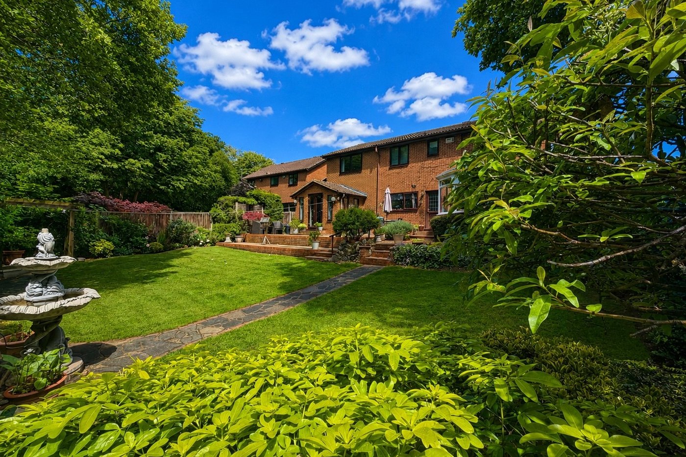 6 bedroom house for sale in Hempstead | Robinson Michael & Jackson