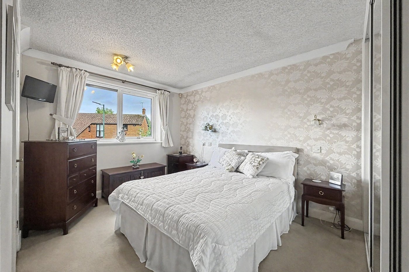 6 bedroom house for sale in Hempstead | Robinson Michael & Jackson