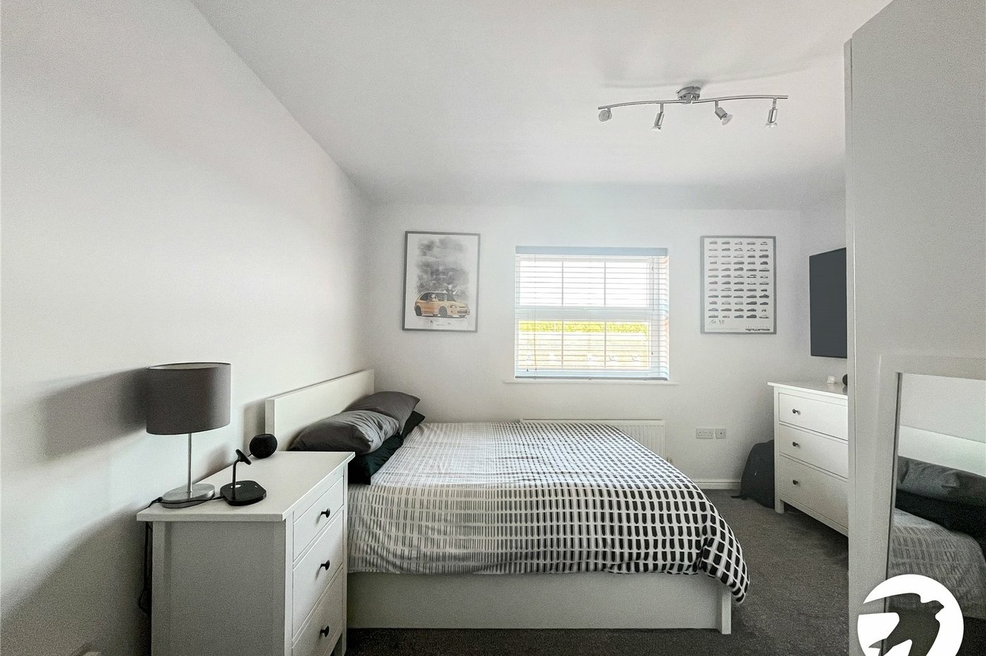 2 bedroom property for sale in Kemsley | Robinson Michael & Jackson