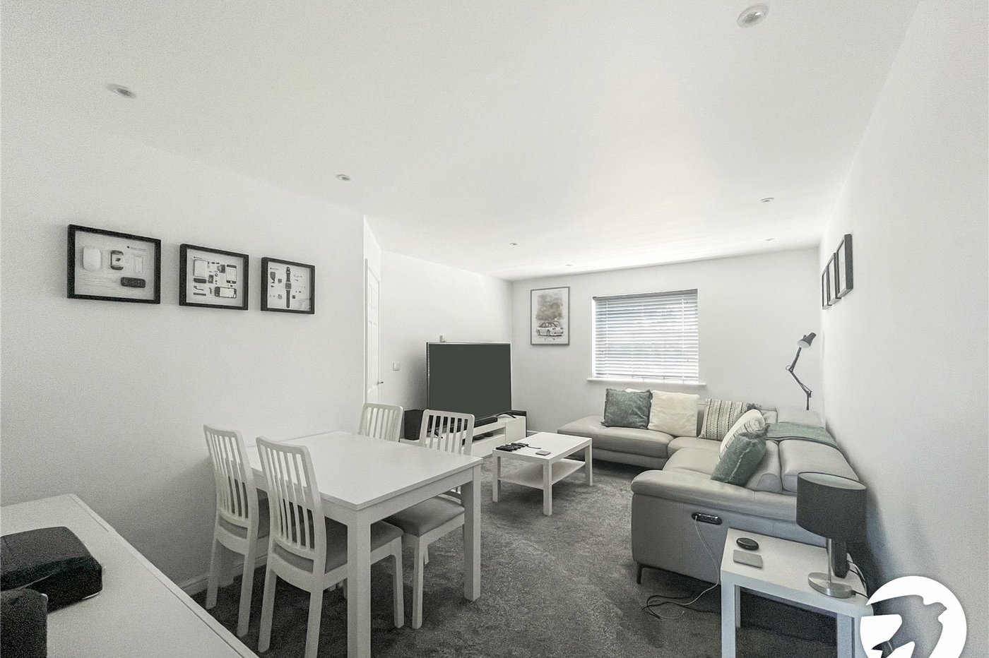 2 bedroom property for sale in Kemsley | Robinson Michael & Jackson