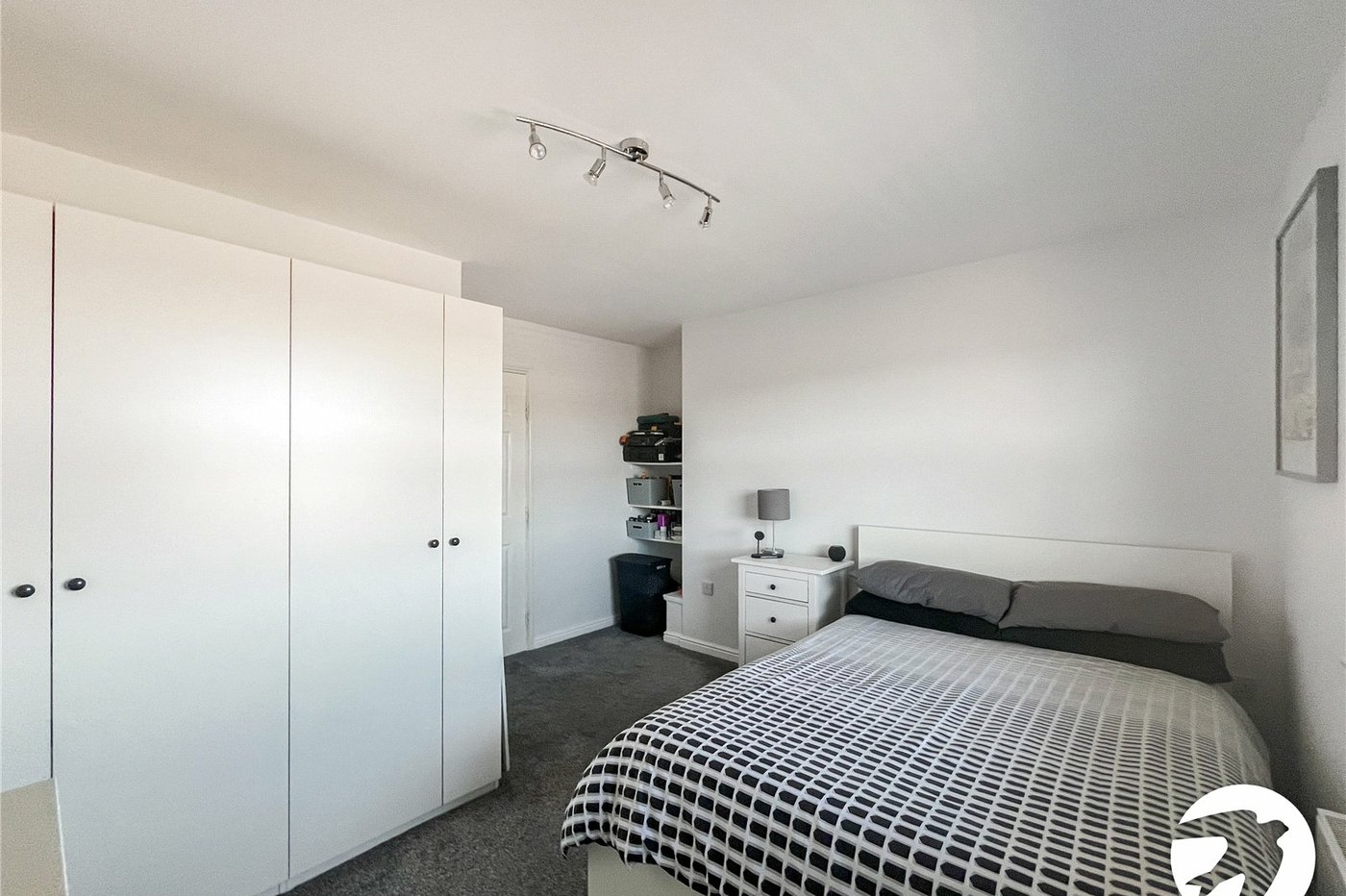 2 bedroom property for sale in Kemsley | Robinson Michael & Jackson