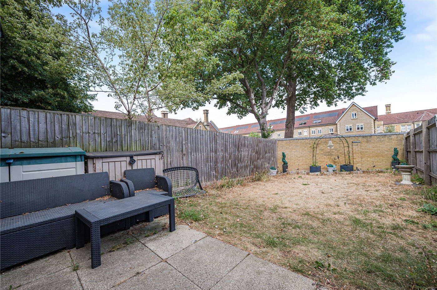3 bedroom house for sale in Stone | Robinson Jackson