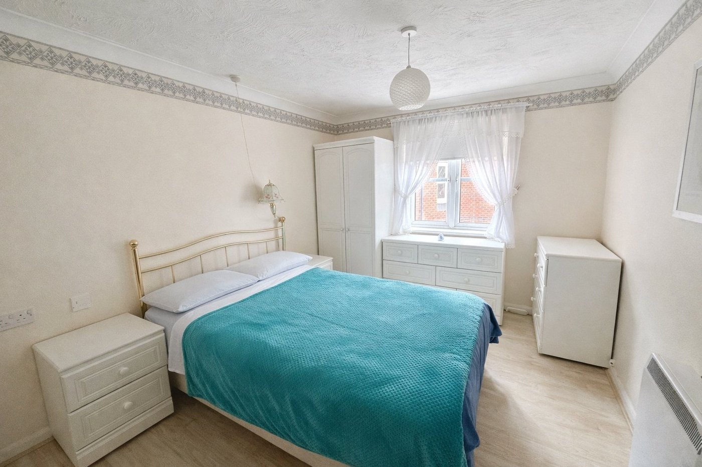 1 bedroom property for sale in London | Robinson Jackson