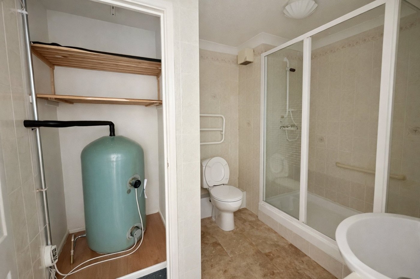 1 bedroom property for sale in London | Robinson Jackson