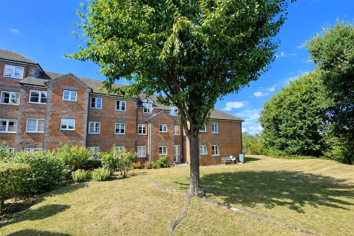 1 bedroom property for sale in London | Robinson Jackson