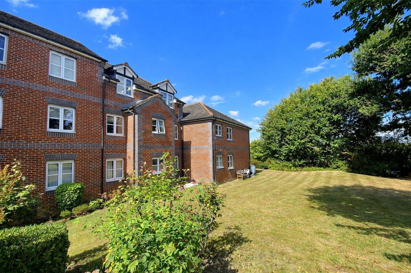 1 bedroom property for sale in London | Robinson Jackson