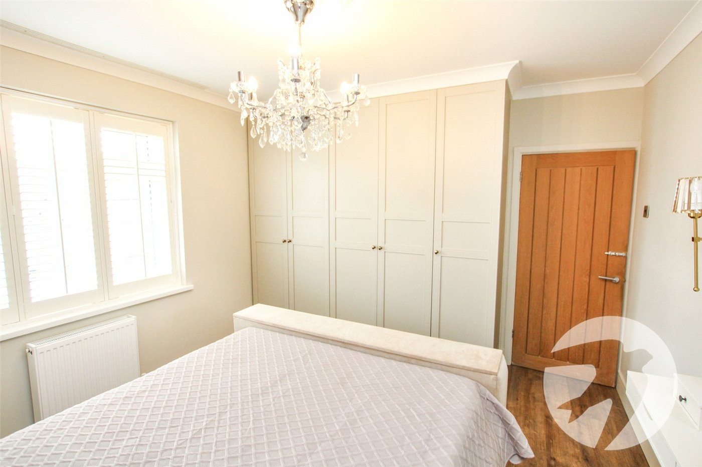 3 bedroom house for sale in London | Robinson Jackson