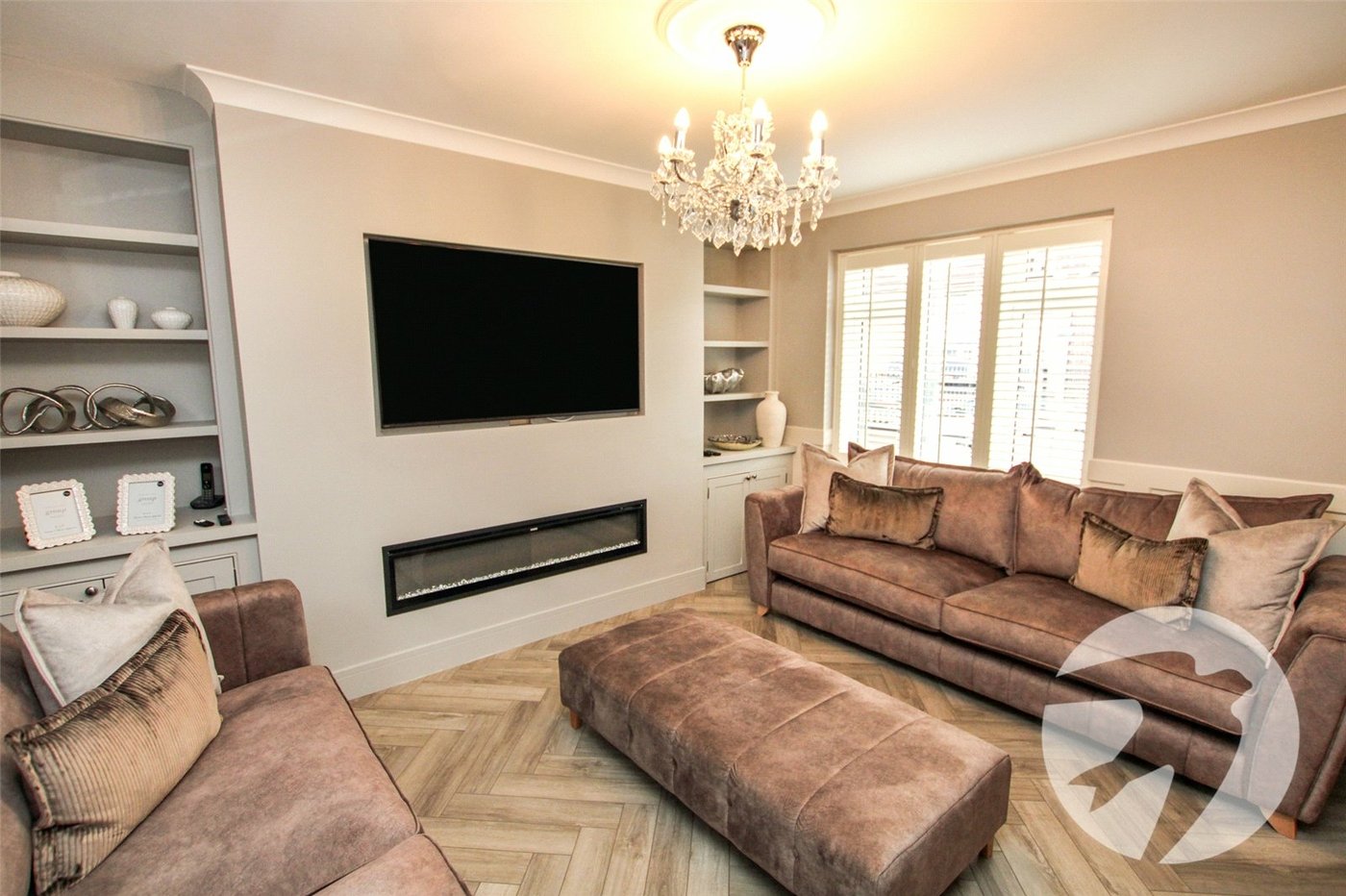 3 bedroom house for sale in London | Robinson Jackson