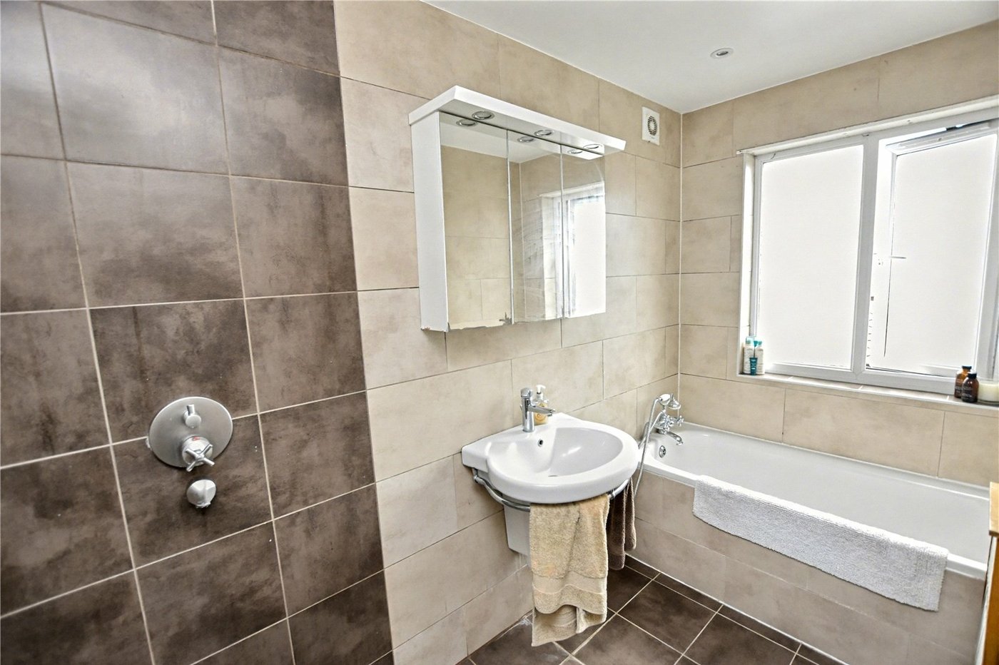 5 bedroom house for sale in Bexleyheath | Robinson Jackson