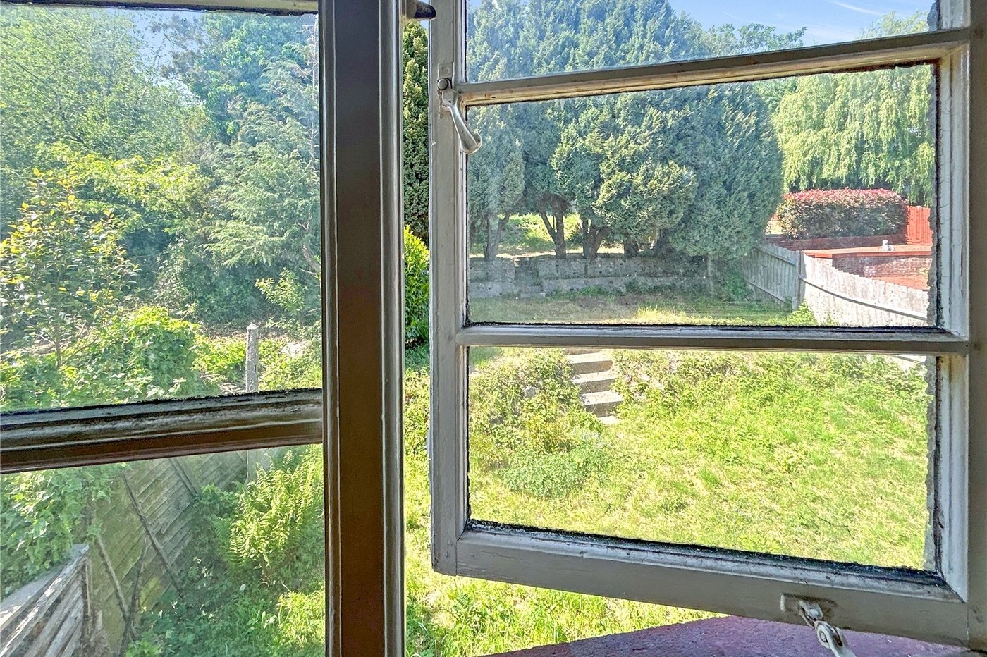 3 bedroom house for sale in Sidcup | Robinson Jackson