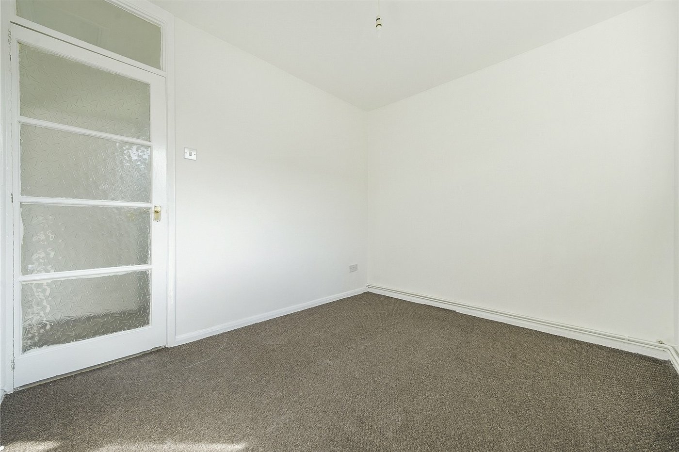 2 bedroom property for sale in  | Robinson Jackson