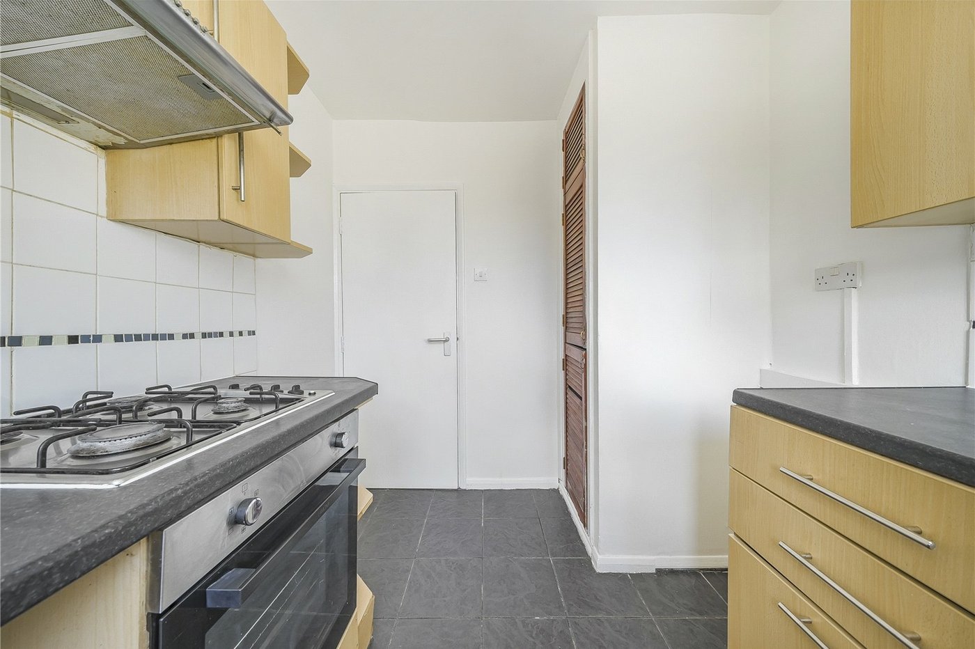 2 bedroom property for sale in  | Robinson Jackson