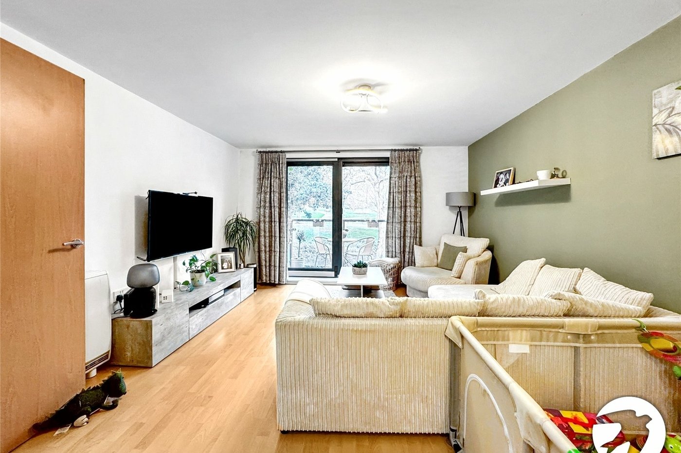 2 bedroom property for sale in Maidstone | Robinson Michael & Jackson