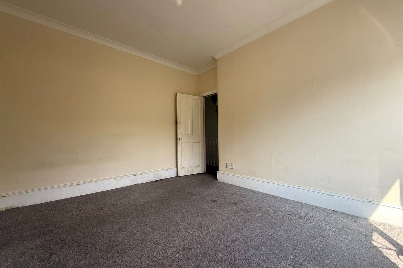 3 bedroom house for sale in Abbey Wood | Robinson Jackson