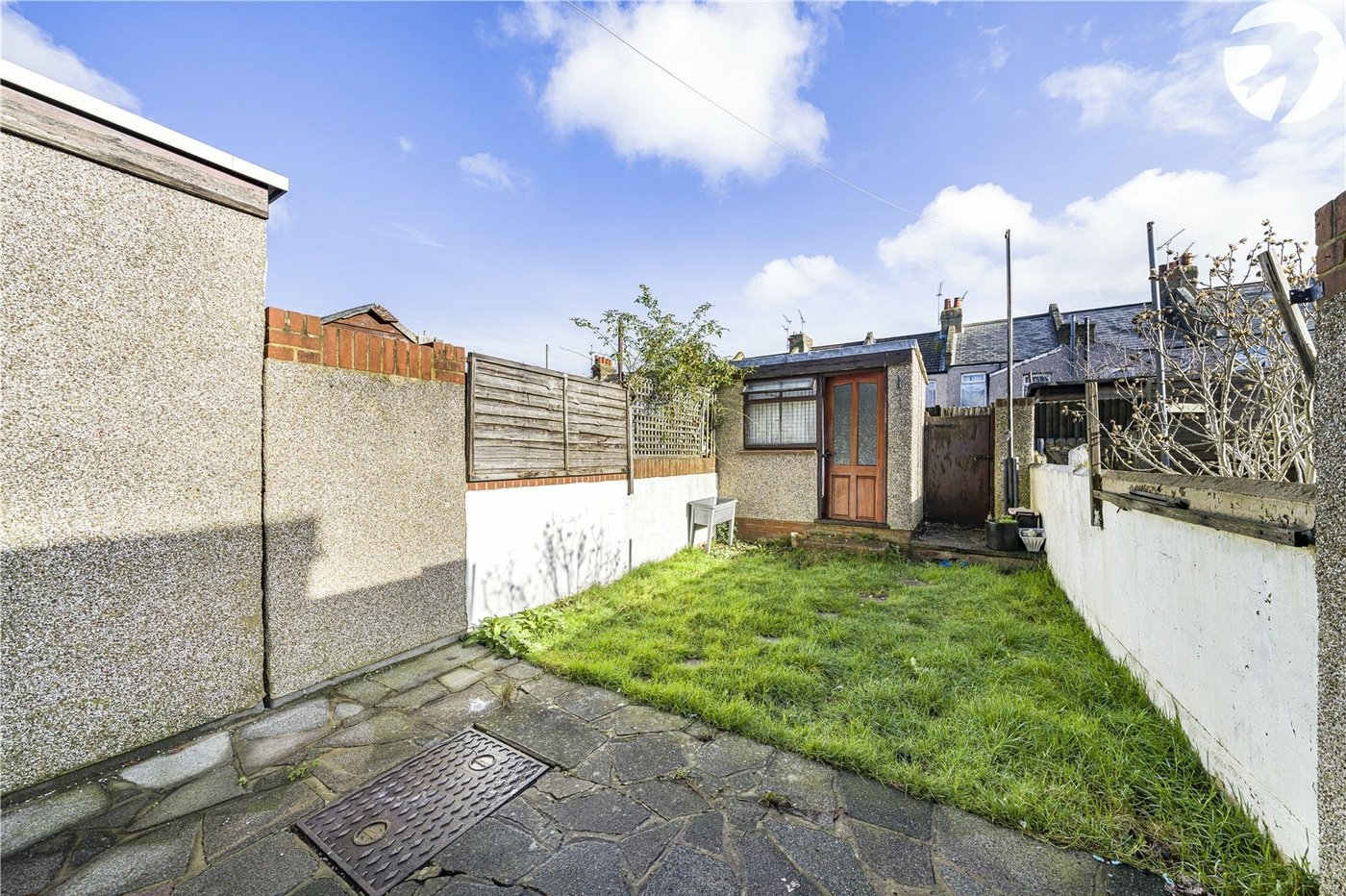 2 bedroom house for sale in Gravesend | Robinson Michael & Jackson