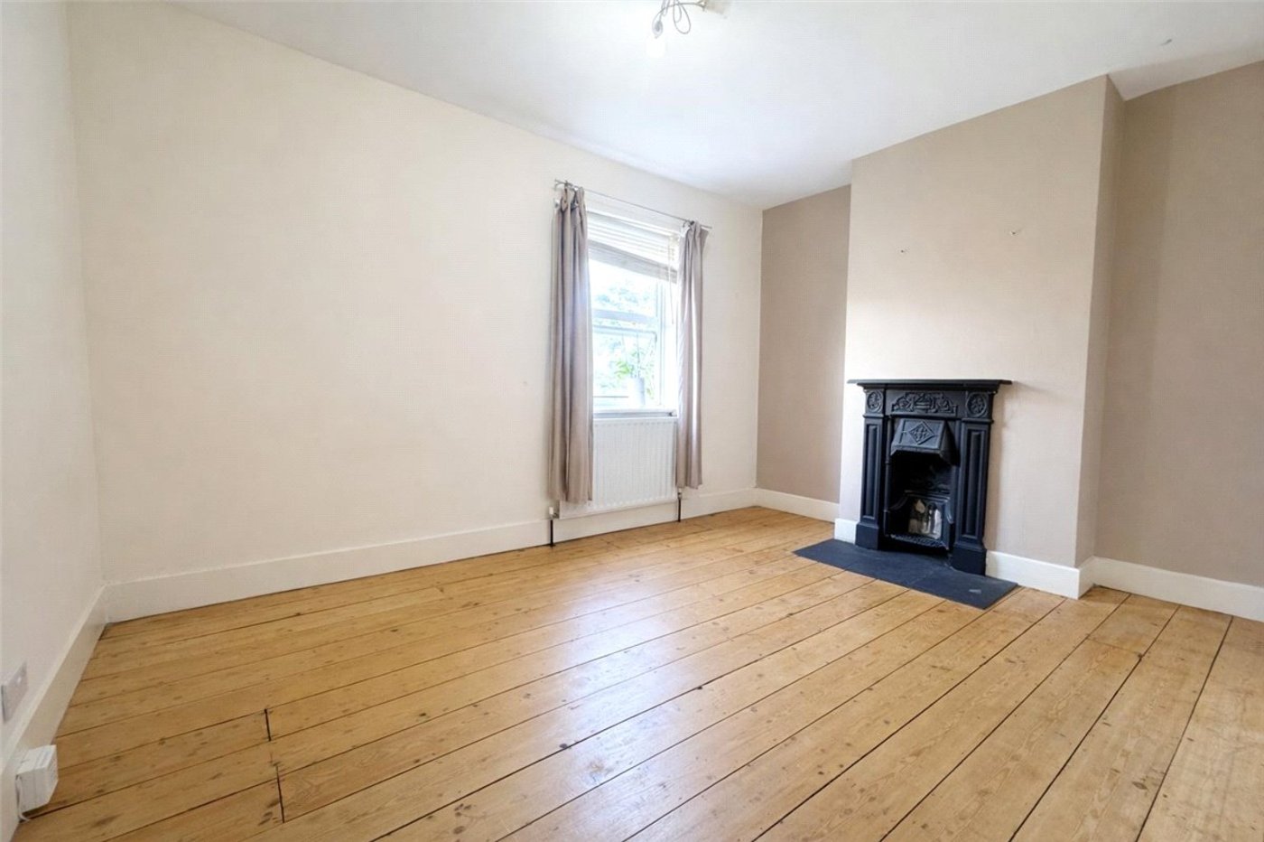 2 bedroom house for sale in St Pauls Cray | Robinson Jackson