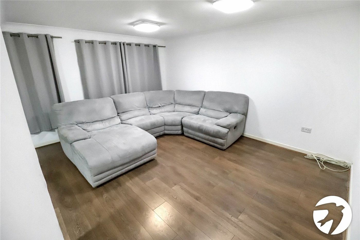 2 bedroom property for sale in London | Robinson Jackson