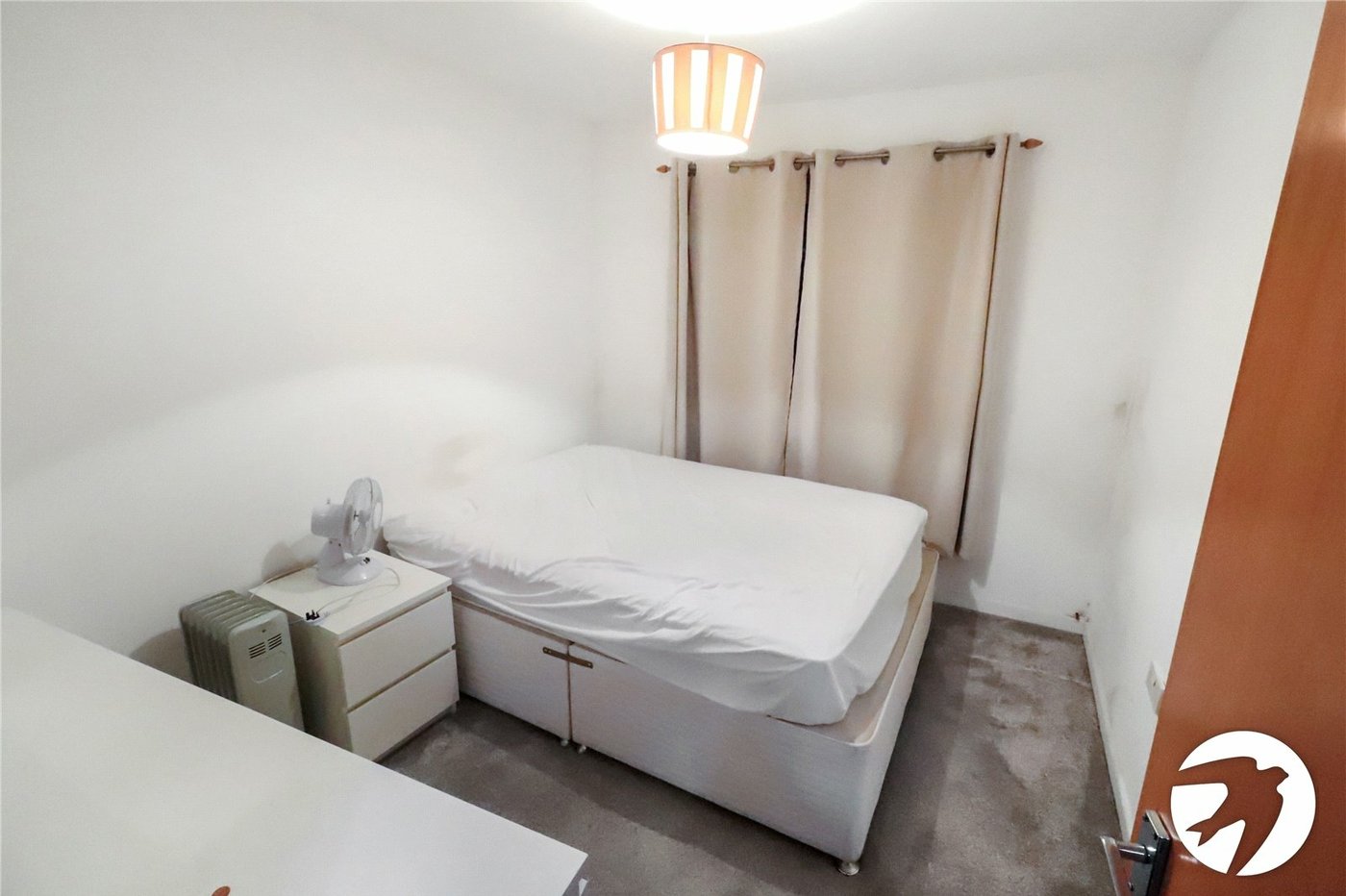 2 bedroom property for sale in London | Robinson Jackson