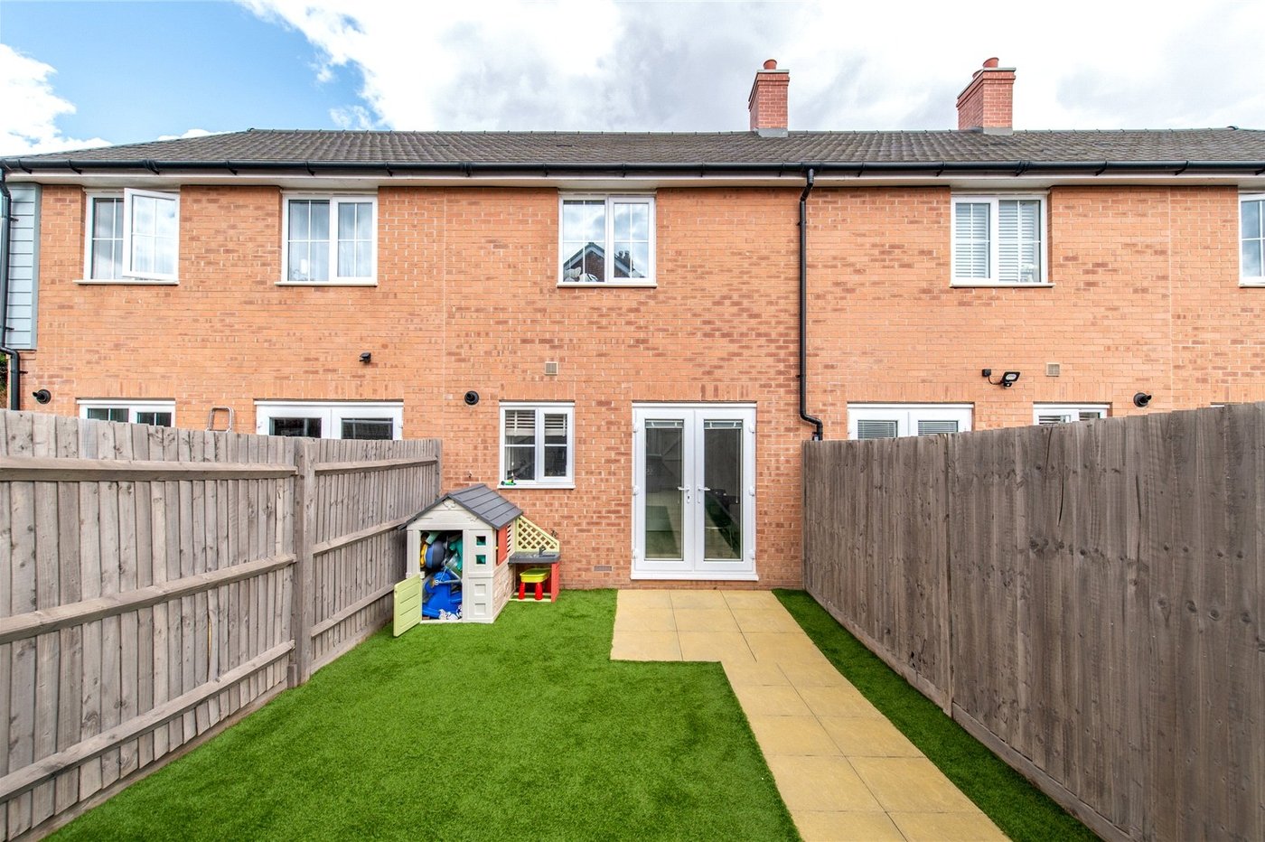 2 bedroom house for sale in Gravesend | Robinson Michael & Jackson