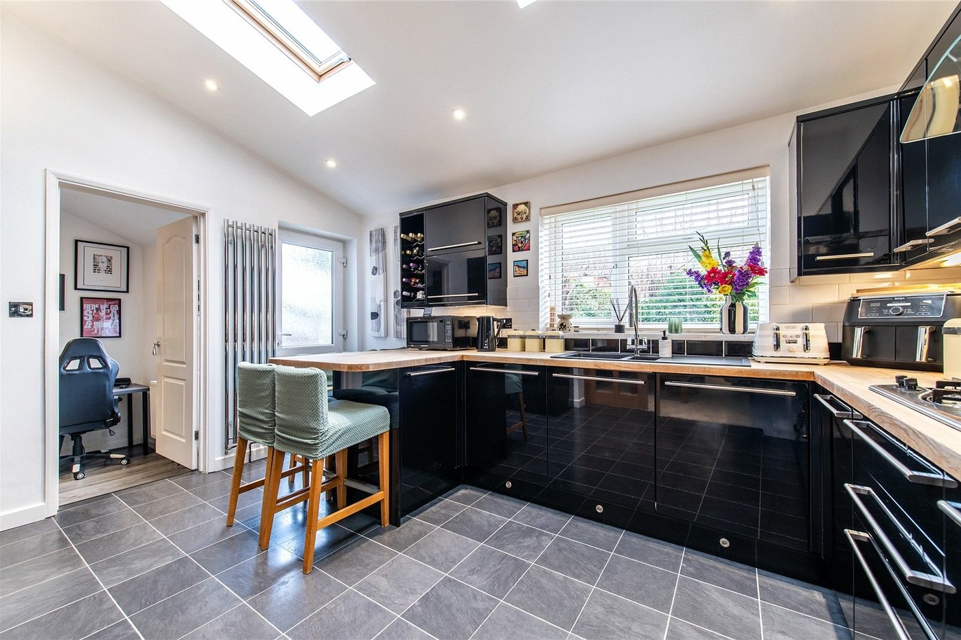 4 bedroom house for sale in Gravesend | Robinson Michael & Jackson