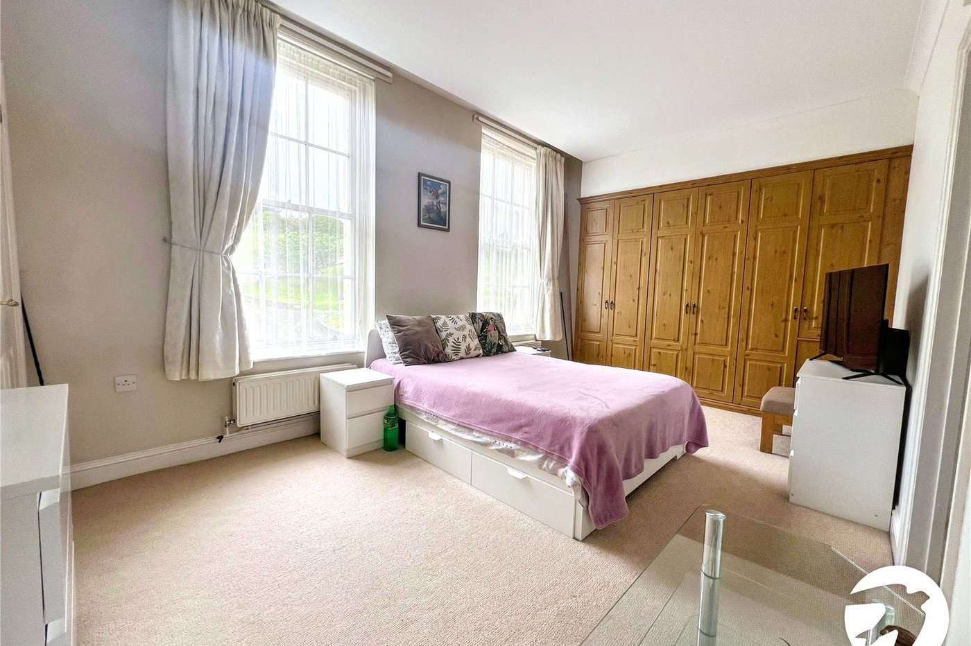 1 bedroom property for sale in 1-4 New Road Avenue | Robinson Michael & Jackson